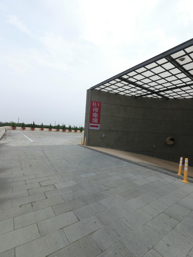 Отель 雲林斗六福爾摩莎大飯店 Экстерьер фото